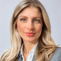 Mayara Dourado