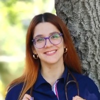 Marina Zanzarini (She/Her/Hers)