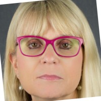 Laura Smith