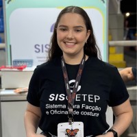 Cristina Larissa Ferrari Rezini