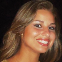 Lívia Moura Zaror
