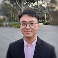 Wei S.