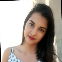 Amanda Molina Castilho Silva