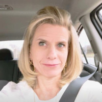 Deanna Ray