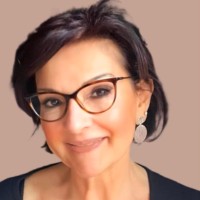 Maria Costa