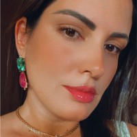 Monique Susan Dos Santos
