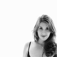 Alison Knight