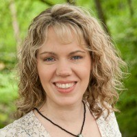 Leann Warren