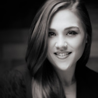 Lauren Standley