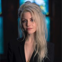 Sandra Bambarén Powers