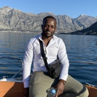 Arnold Saurombe