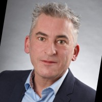 Dr. Felix Mahlert