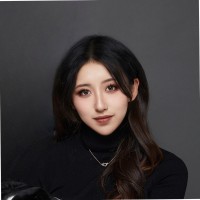 Mona Zhang