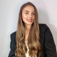Larissa Souza