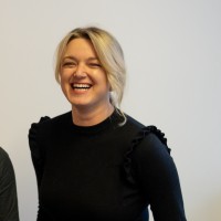 Fiona R Macdonald