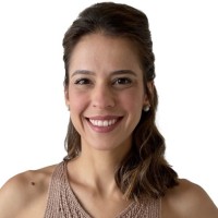 Ana Cláudia Silveira
