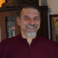 Dr. Bora Küçükyazıcı
