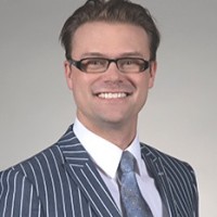 Kris Dennis, MM