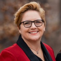 Linda Landers