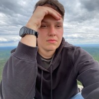 Максим Жуков