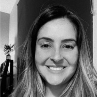 Mariana Mesquita Leal