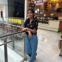 Kaviya v