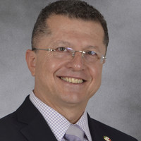 Héctor R Prado Solís