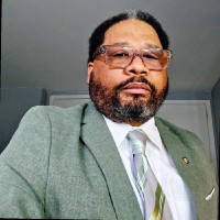 Erik Burton