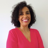 Helga Flores