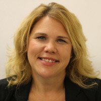 Debra Daggett Mccombs