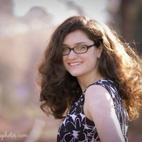 Savannah Holmes