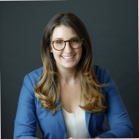 Leah Tutnauer, Mba