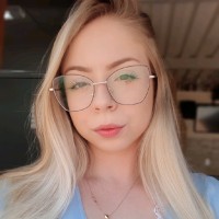 Caroline Neves