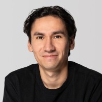 Mark Vicuña