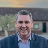 Simon Russell