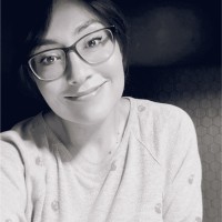 Dr. Genevie Saucedo