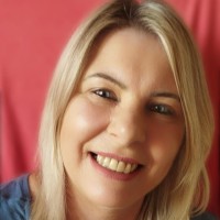 Adriane Nievola Alessi