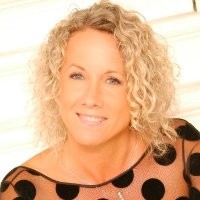 Yvonne Conabeer