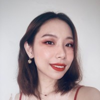 Vicky XU