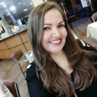 Fabíola Nunes dos Santos