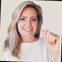 Iris Elfring