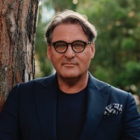Renato W. Chizzola