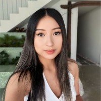 Angela Le