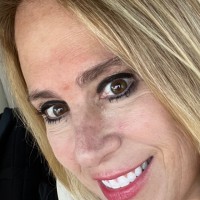 Debrah Antell