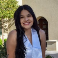 Alyssa Valles