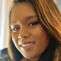 Elisa Morris , Cam