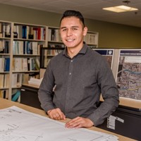 Luis Mora