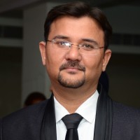 MANISH KAPOOR