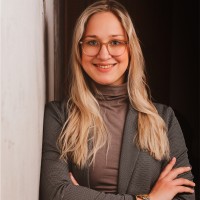 Laura Marie Hinz