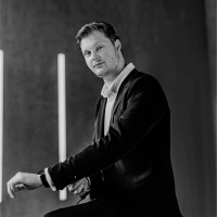 Tobias Loy